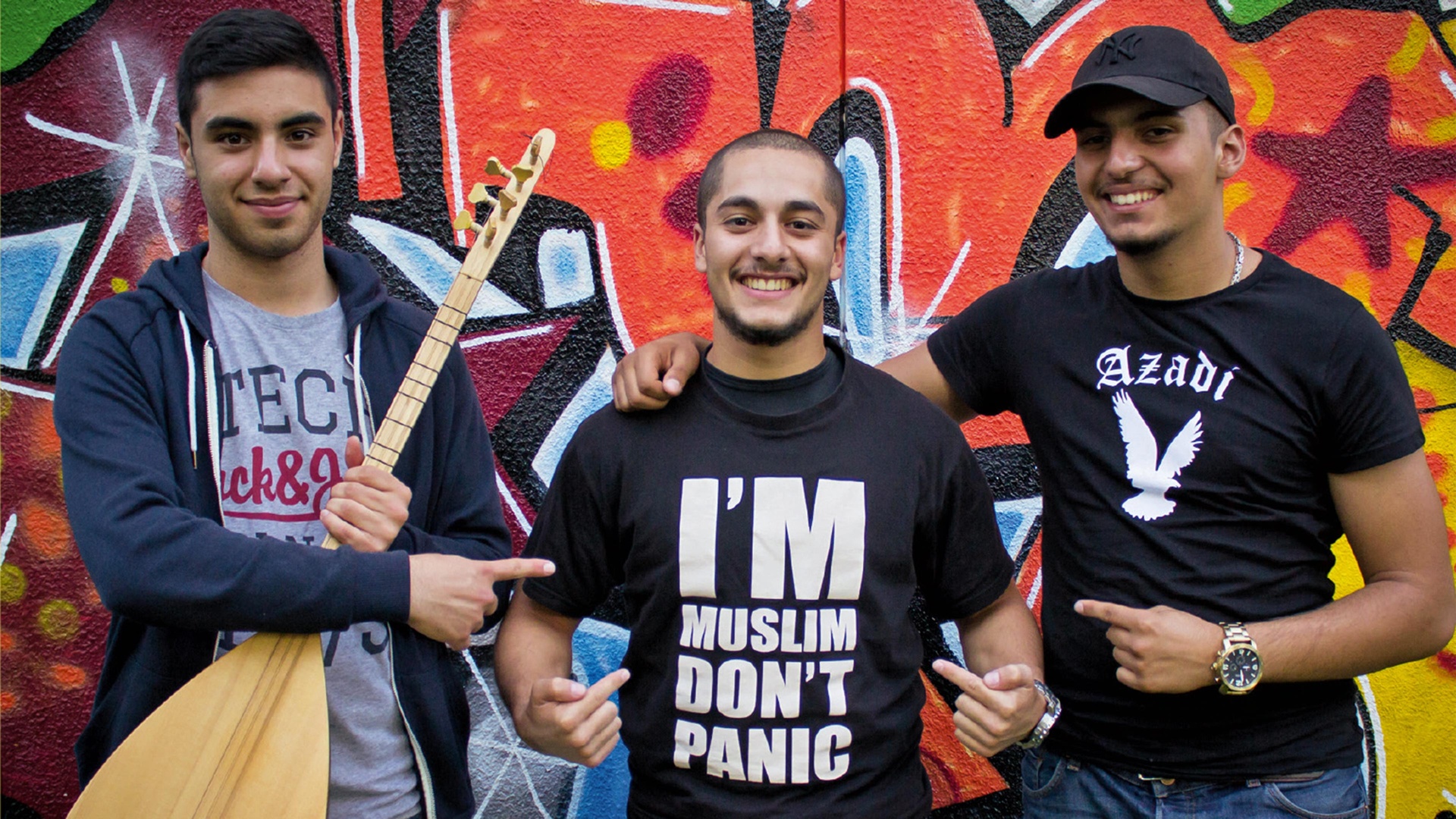 I’M MUSLIM, DON’T PANIC.  Aus dem Alltag muslimischer Jugendlicher in Deutschland
