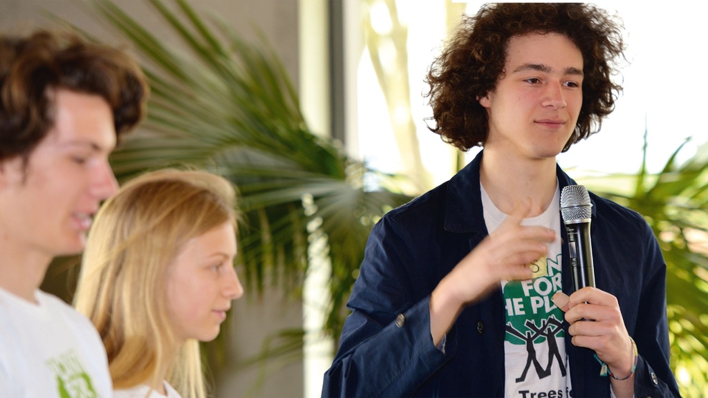 WAS GEHT? Jugendliche und gesellschaftspolitisches Engagement