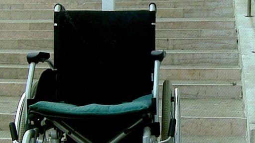 [AR01915-001] DARÜBER SPRICHT MAN NICHT – Schattenseiten häuslicher Pflege