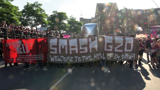 [AR02582-001] Links – Zwischen Rebellion und Gewalt